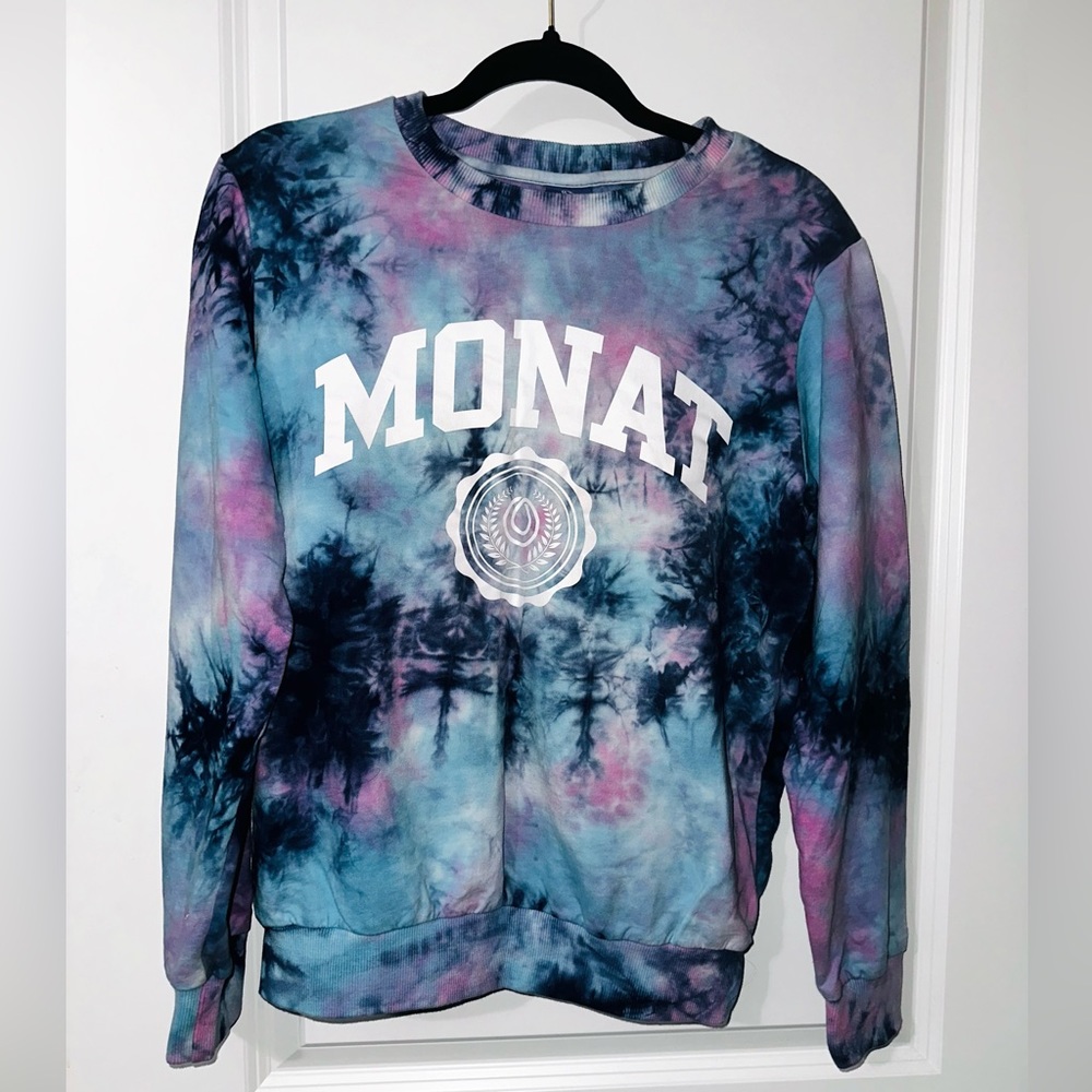 Monat Gear: Tye-dye sweatshirt